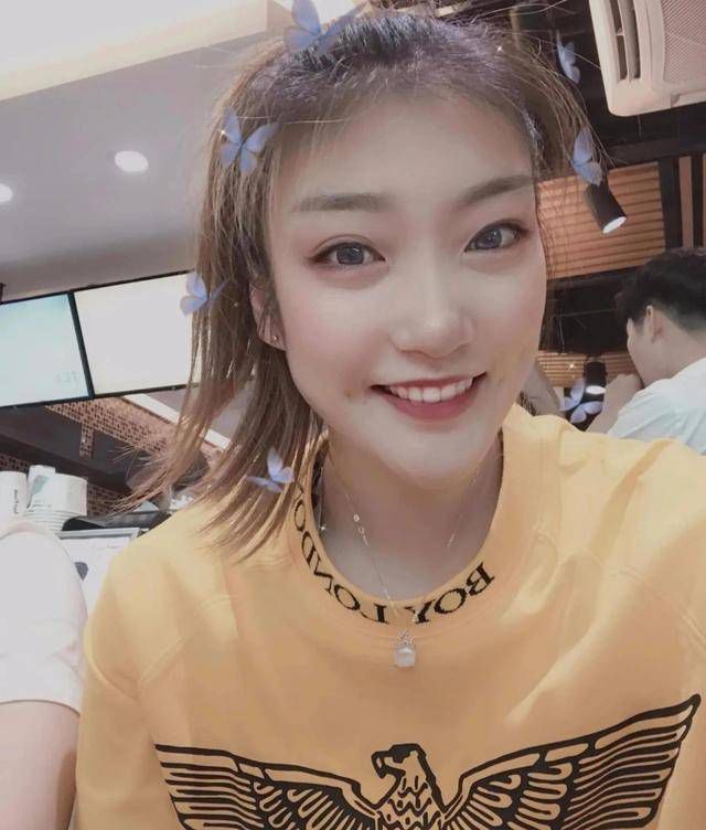 四虎久久久