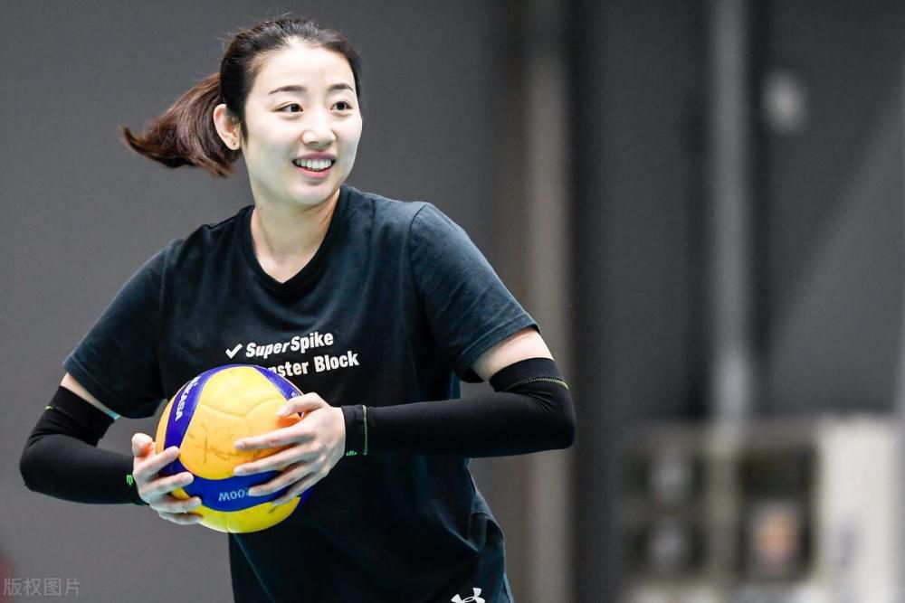 两个东北小伙在部队里的生活