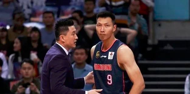 国内自拍露脸普通话对白在线