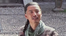 奴喝尿含着主人vk